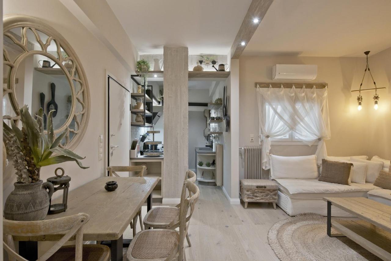 Stylish Apartment At Pagrati Athén Kültér fotó