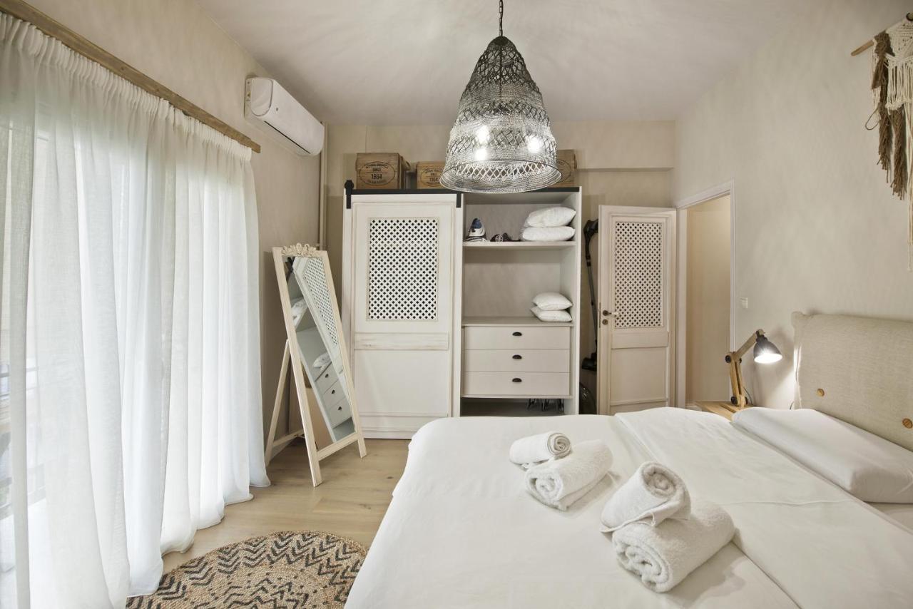 Stylish Apartment At Pagrati Athén Kültér fotó